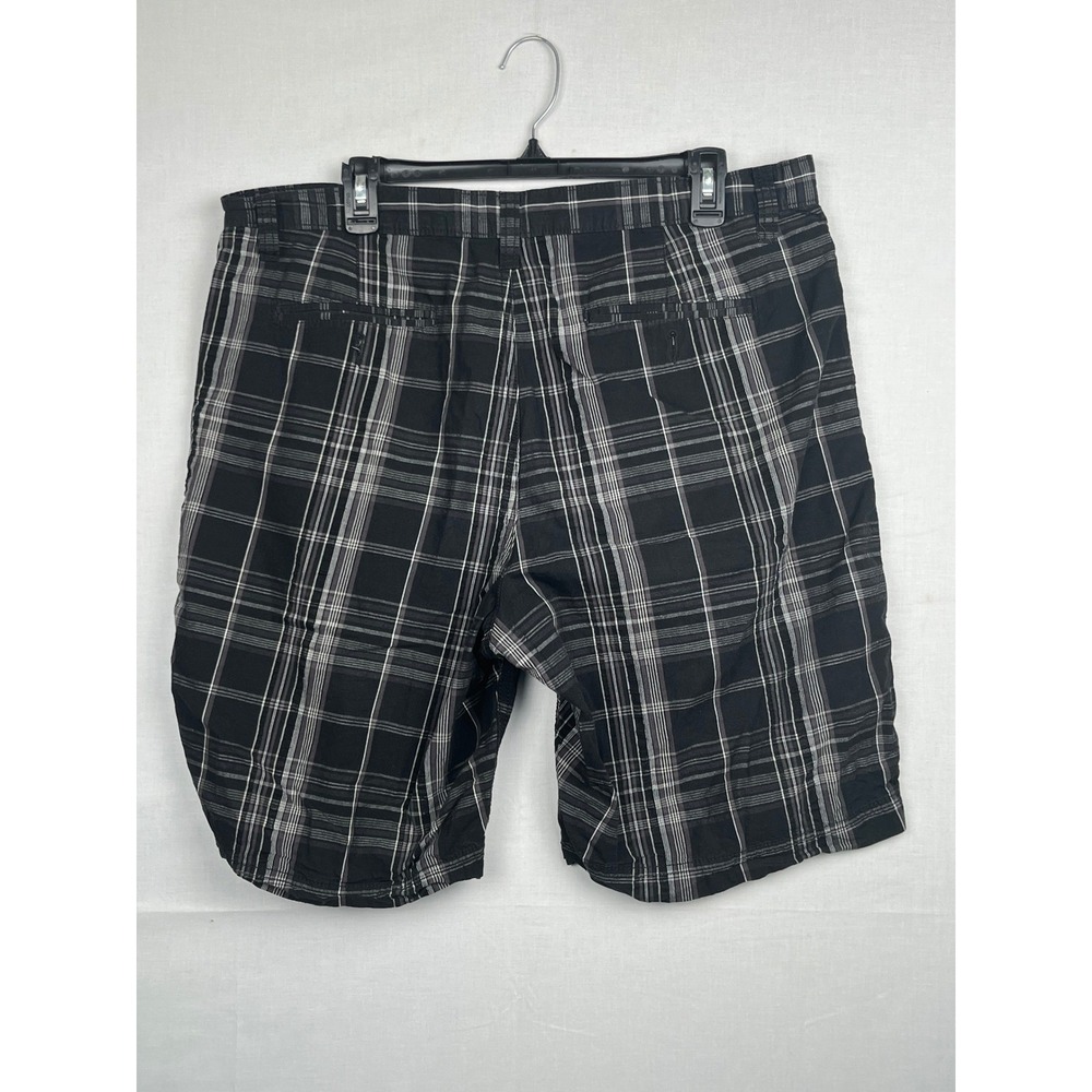 Apt. 9 Mens Plaid Shorts Black White Size 36 Cotton Casual Cargo Style
